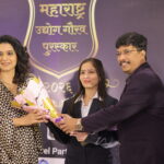 💫 “महाराष्ट्र उद्योग गौरव पुरस्कार 2026” समारोह में ट्रैवल पार्टनर के रूप में Frozen Tours & Travels Pvt. Ltd. का सराहनीय योगदान