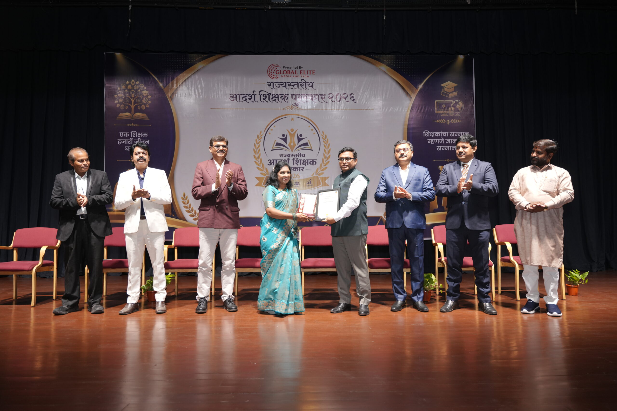 राज्यस्तरीय आदर्श शिक्षक पुरस्कार 2026 से सम्मानित हुईं Mrs. Sarika Laxman Shinde, मराठी भाषा शिक्षण में उत्कृष्ट योगदान का मिला सम्मान