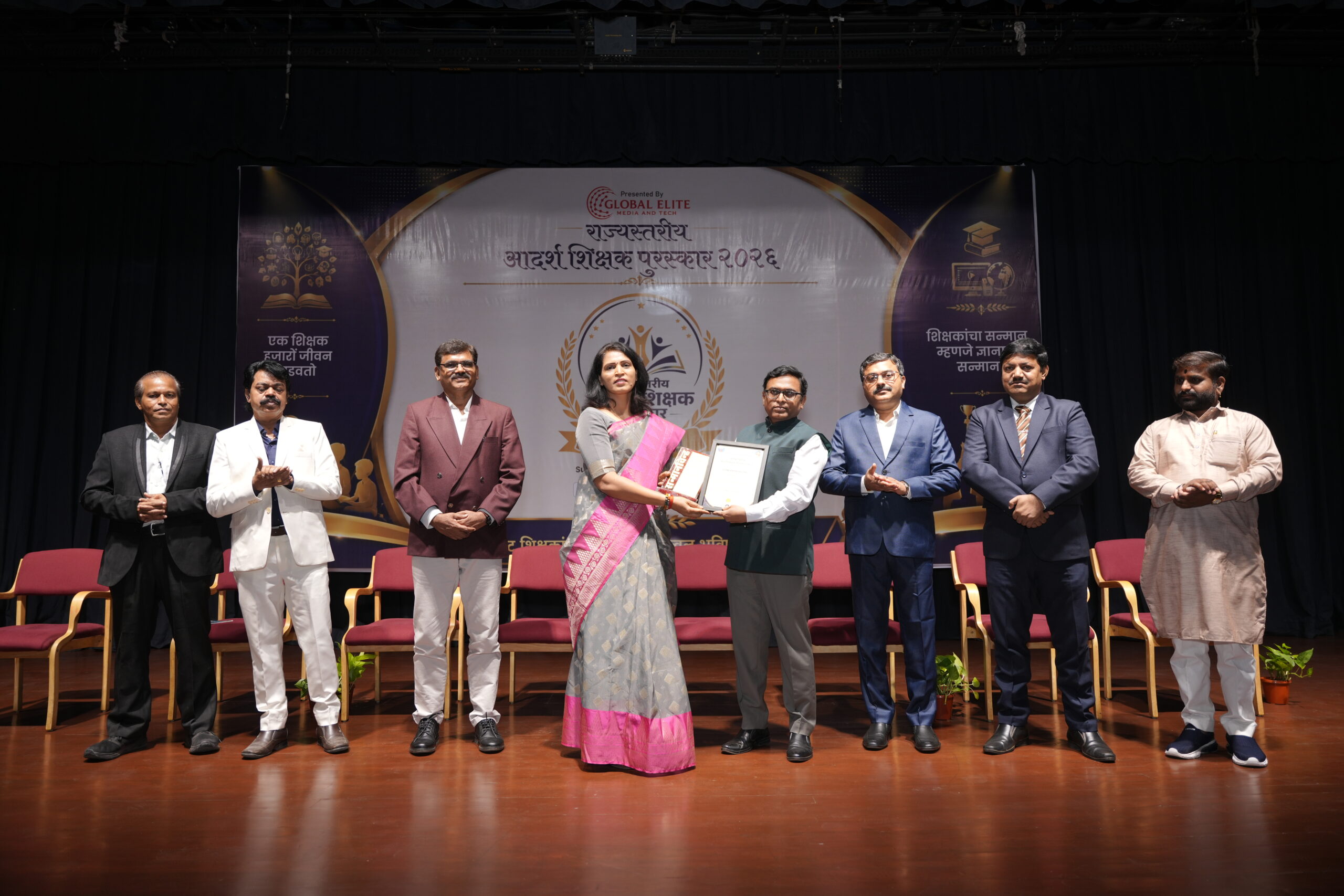 संस्कार आधारित शिक्षा और बाल विकास के क्षेत्र में उल्लेखनीय योगदान हेतु श्रीमती जमुना महेश गोगावले राष्ट्रीय आदर्श शिक्षक पुरस्कार 2026 से सम्मानित