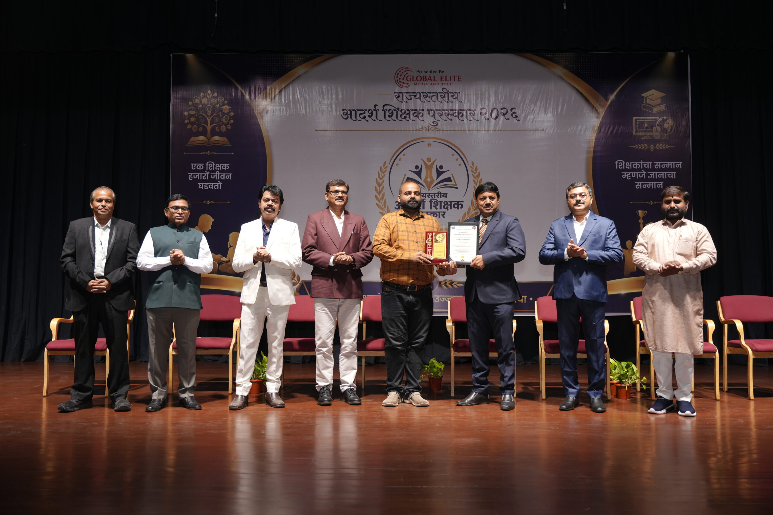 तकनीकी शिक्षा और नवाचार के क्षेत्र में उल्लेखनीय योगदान के लिए सम्मानित प्रा. विकी धर्मेंद्र घायतडक