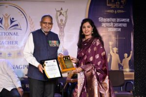 संगीत शिक्षा एवं युवा प्रतिभाओं के विकास में उत्कृष्ट योगदान के लिए Mrs. Maahi Ahmed सम्मानित